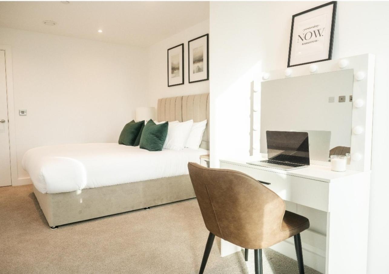 Luxurious Flat In Manchester Central Exterior photo